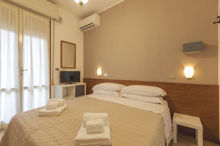 Room 9 of 56