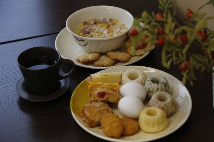 Dining 49 of 61