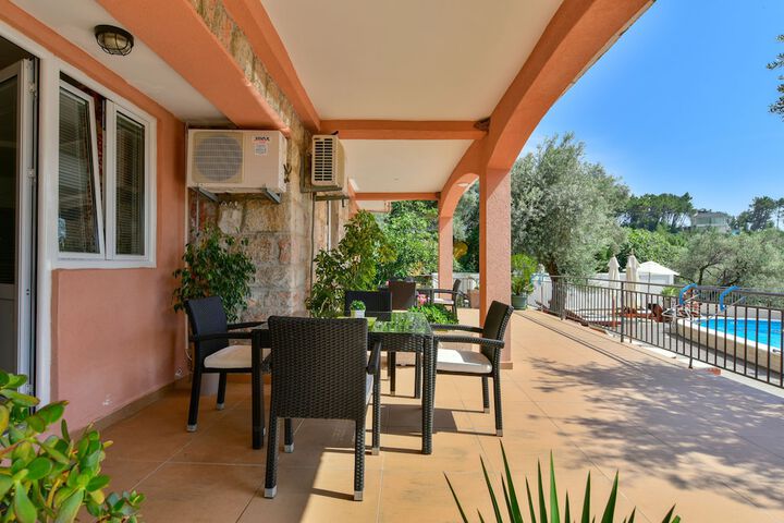 Terrace/Patio 54 of 80