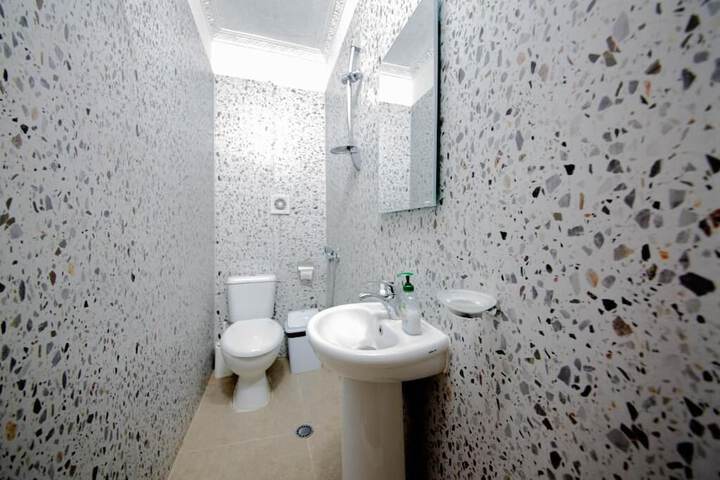 Room 20 of 25