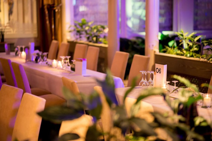 Dining 98 of 125