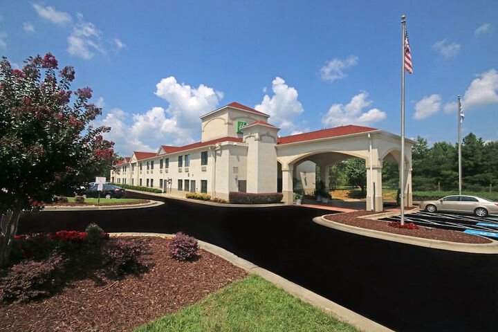 Holiday Inn Express Kernersville An Ihg Hotel - Kernersville Nc 1570 Highway 66 South 27284