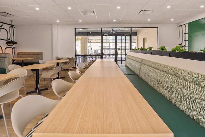 Breakfast area