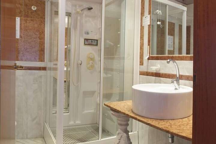 Clean Restrooms