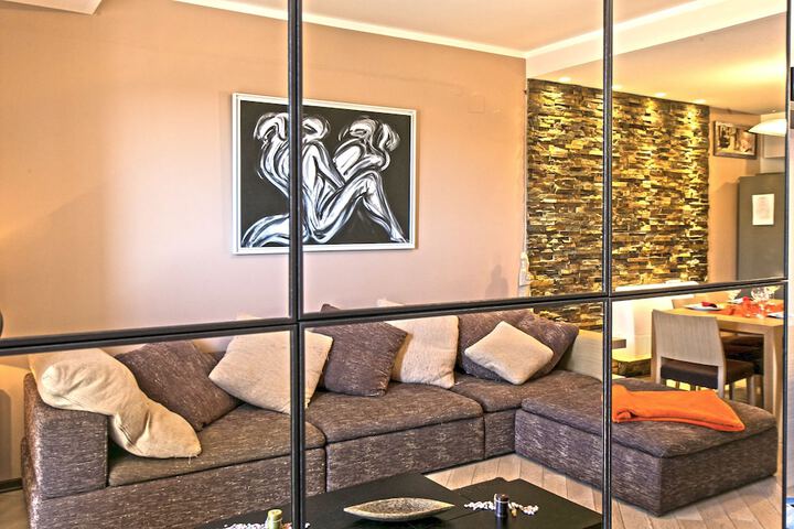 Room 21 of 40