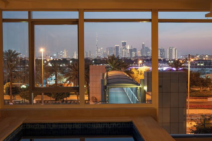 Pool 60 of 170