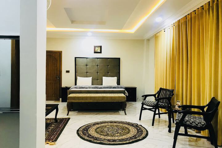Room 26 of 87