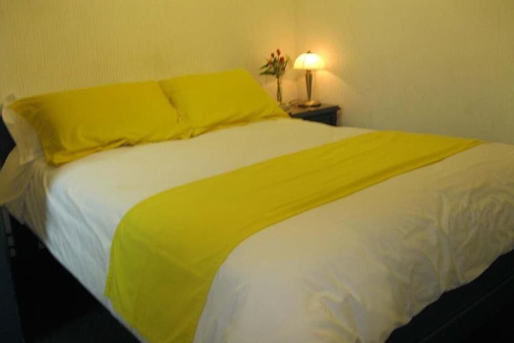 Room 8 of 29