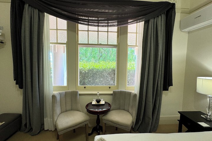 Room 9 of 45