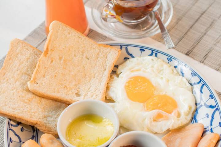 Breakfast/Coffee Service 106 of 127