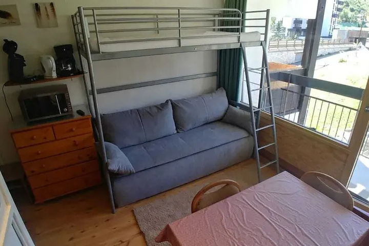 Room 2 of 13