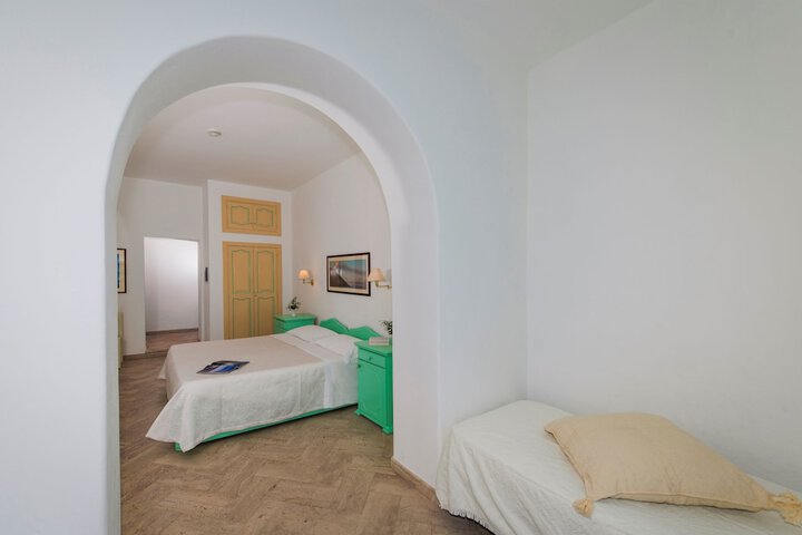 Room 20 of 277