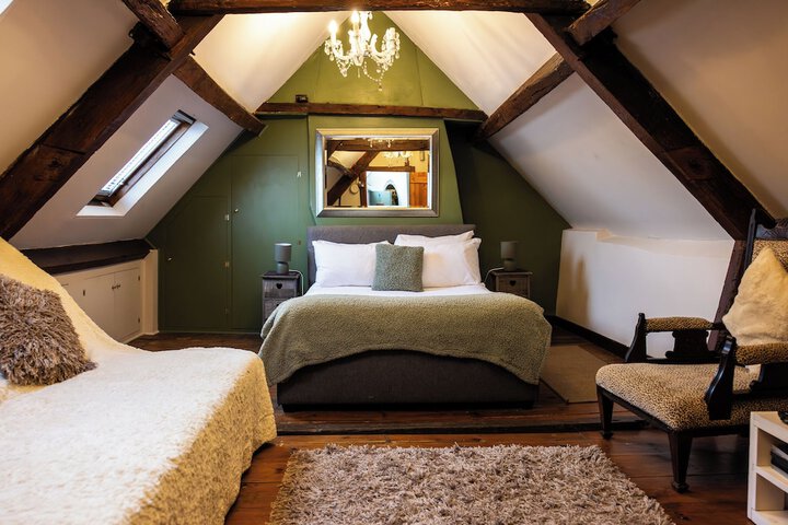 Room 5 of 29