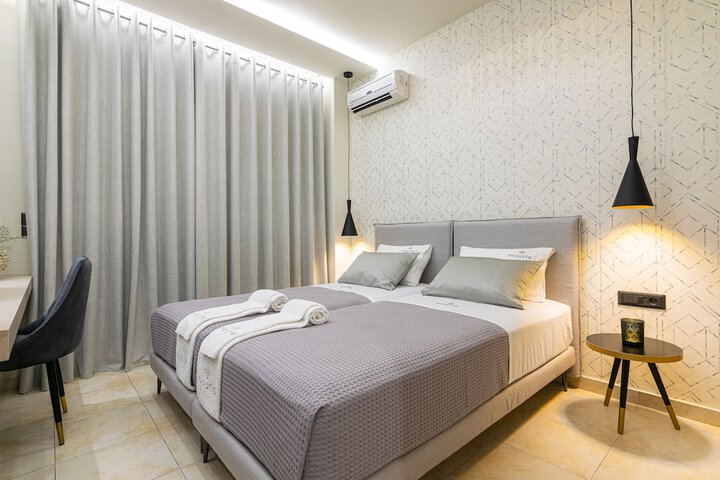 Room 36 of 89