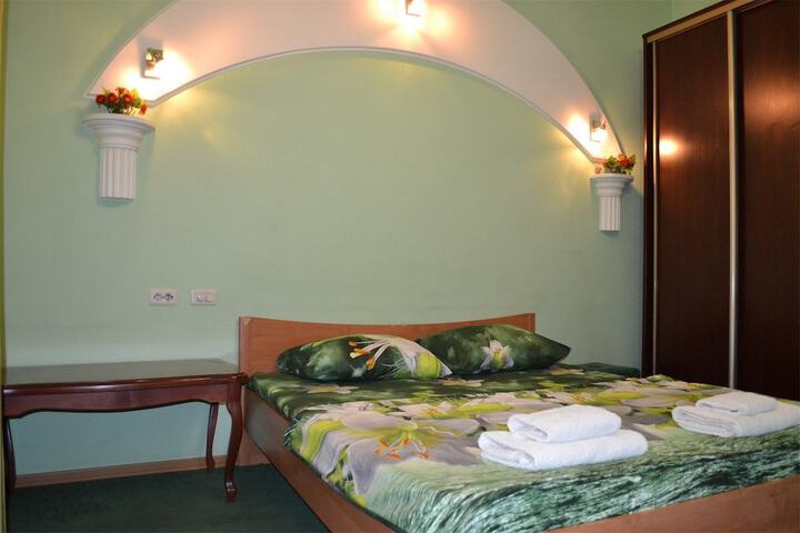 Room 29 of 37