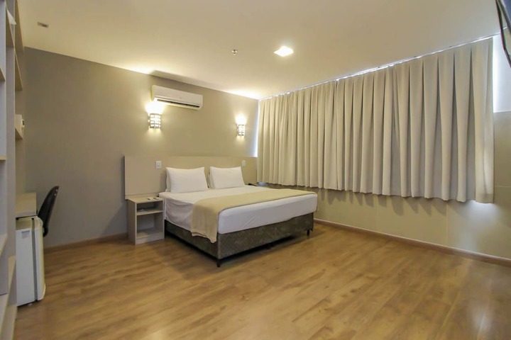Room 87 of 120