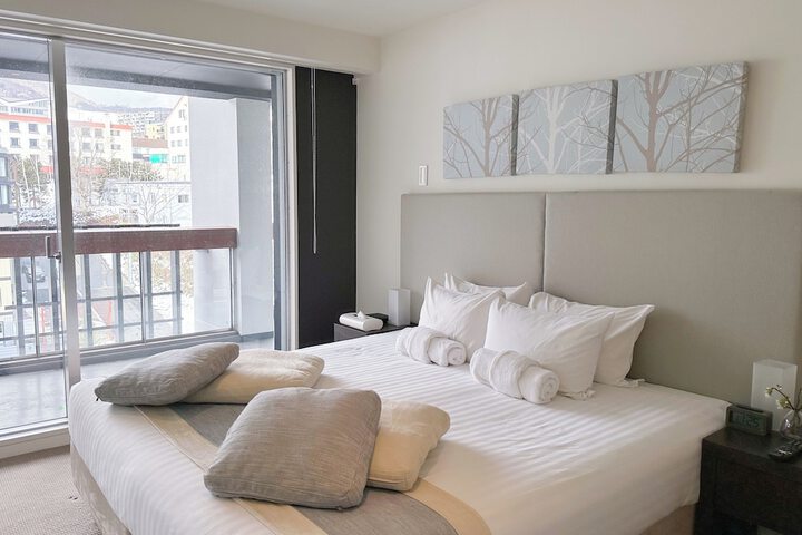 Room 34 of 237