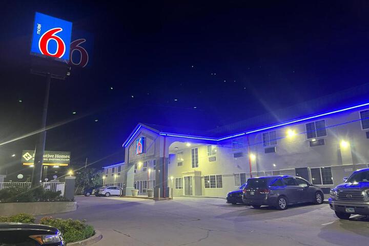 Image of Motel 6 Tulsa OK Airport