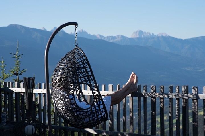 Sundeck 144 of 152