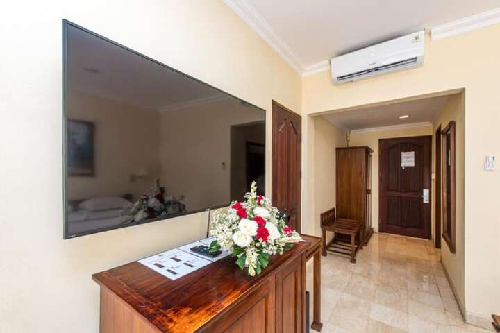 Room 18 of 68