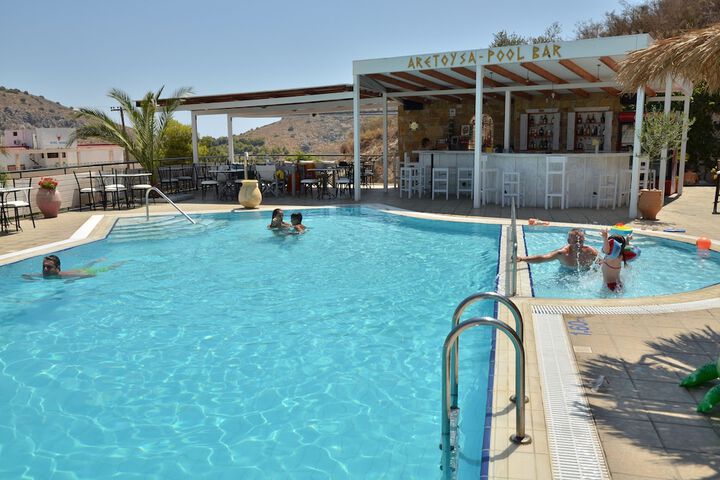 Pool 29 of 40