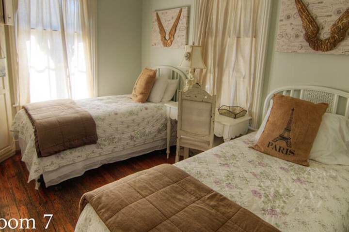 Room 11 of 58