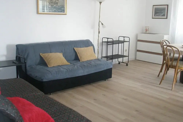 Room 3 of 18