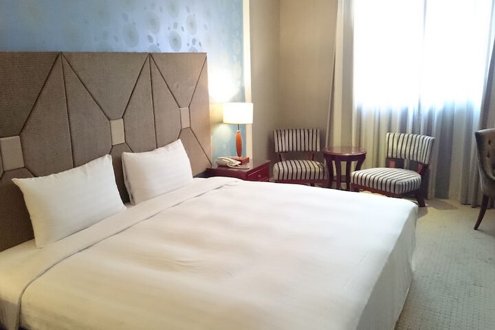 Room 17 of 56