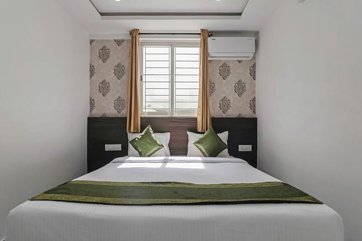 Room 29 of 37
