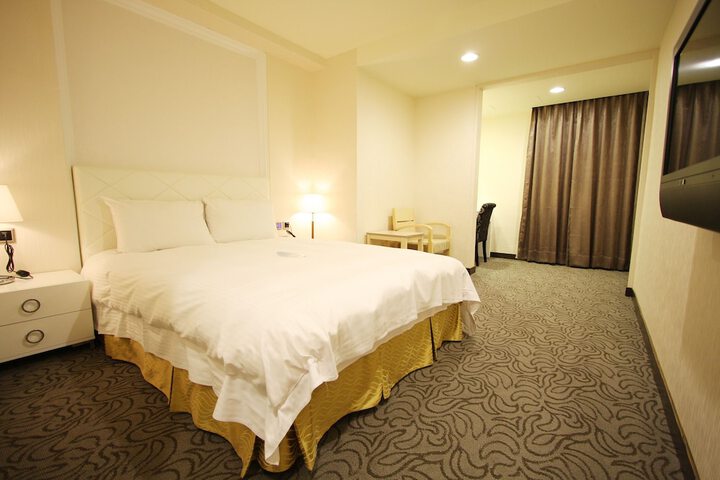 Room 10 of 58