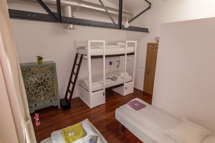 Room 7 of 71