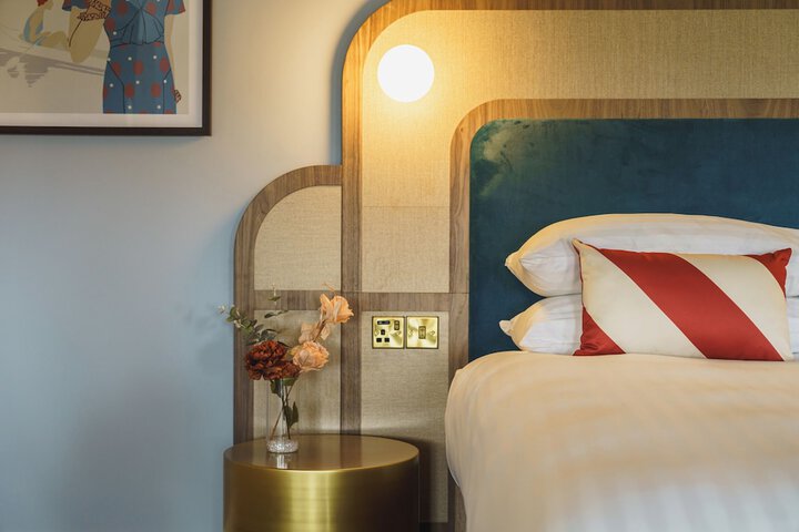Room 32 of 135