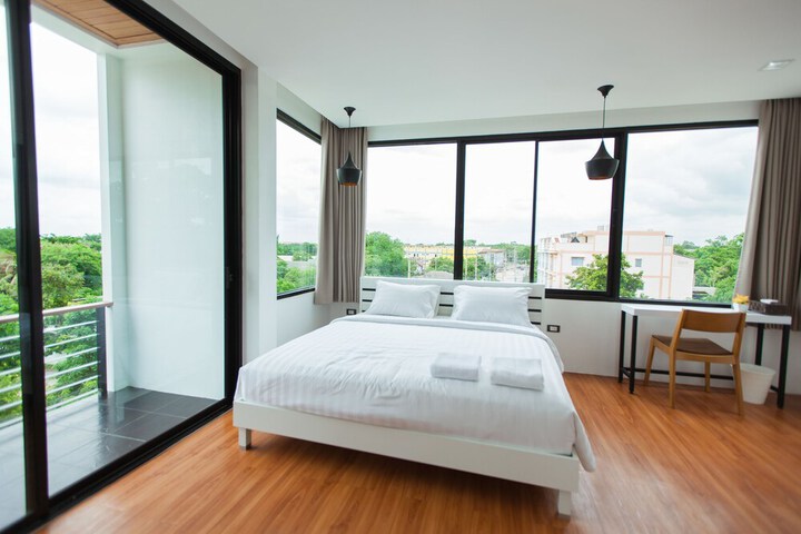 Room 31 of 52