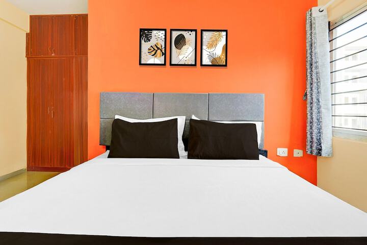 Room 21 of 32