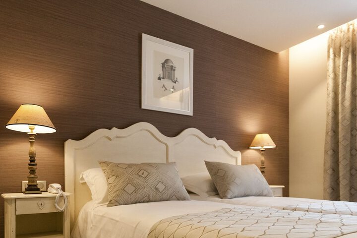 Room 12 of 48