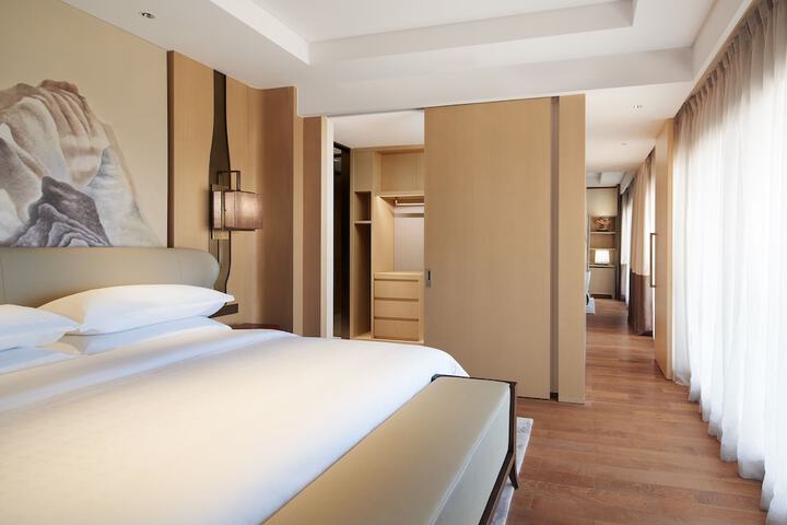 Room 20 of 73