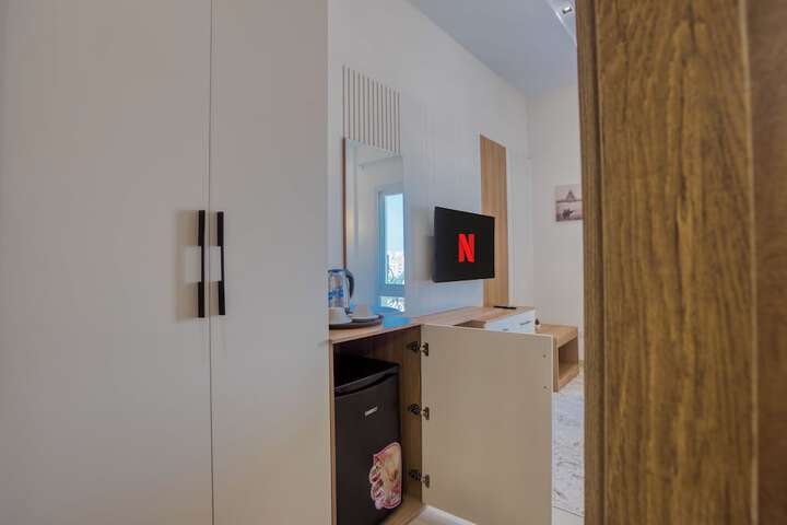 Room 43 of 111
