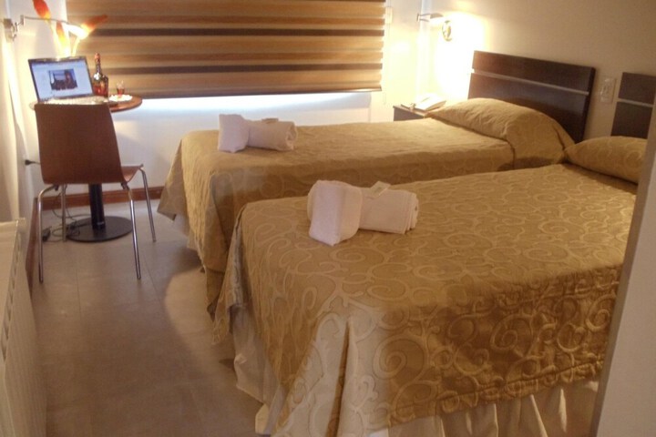 Room 4 of 14