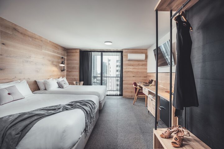 Room 21 of 150