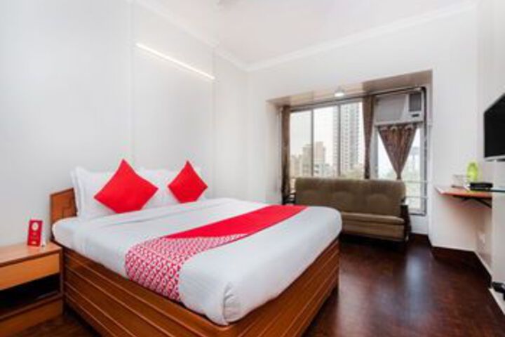 Photo of EXECUTIVE HOMES BY OYO ROOMS
