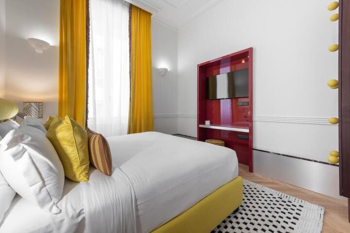 Room 14 of 61
