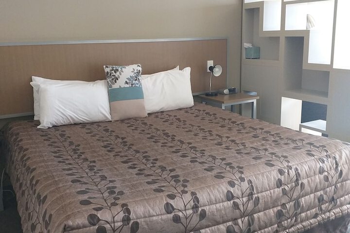 Room 3 of 24