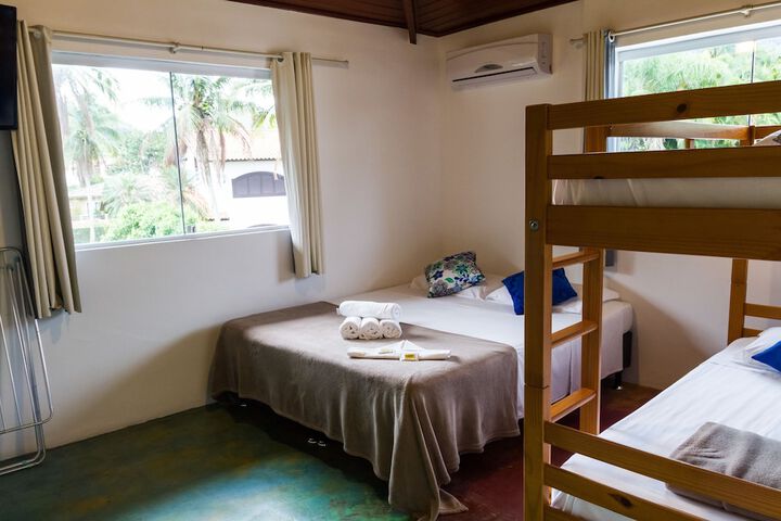 Room 42 of 99