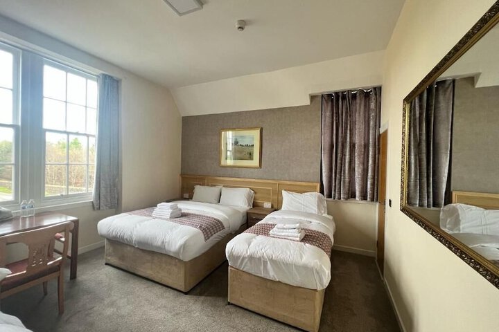 Room 5 of 21