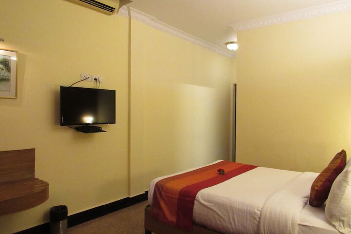 Room 13 of 51