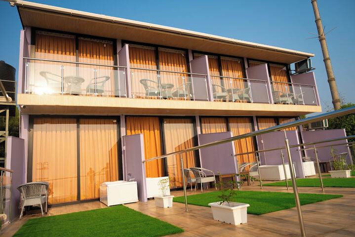 Hotel 43 of 58