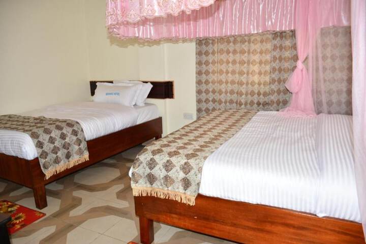 Room 12 of 26