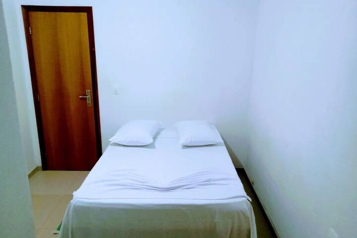 Room 10 of 29