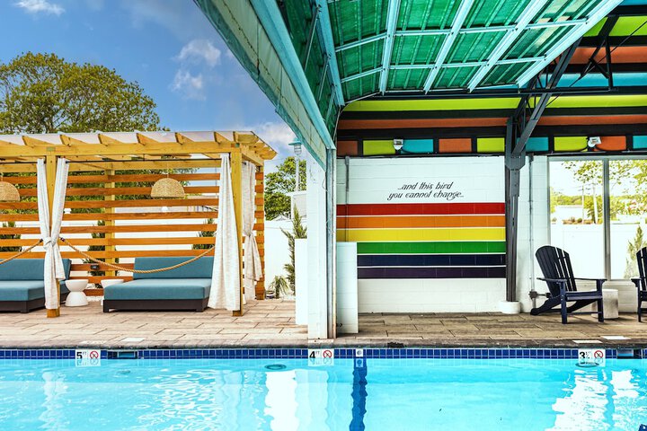 Pools & Facilities