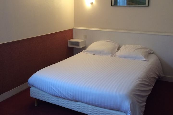Room 13 of 41